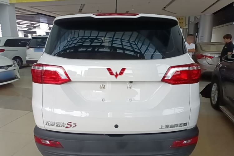 Used Wuling Hongguang S3 2019 1.5L Manual Standard Version China VI Standard Rear