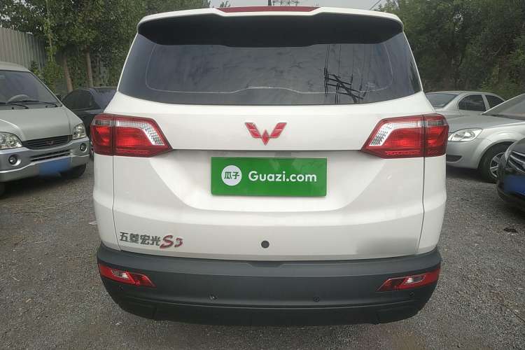 Used Wuling Hongguang S3 2019 1.5L Manual Standard Version China VI Standard Rear