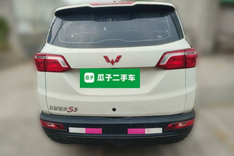 Used Wuling Hongguang S3 2019 1.5L Manual Standard Version China VI Standard Rear