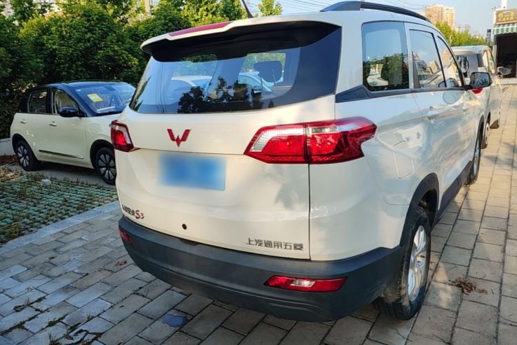 Used Wuling Hongguang S3 2019 1.5L Manual Standard Version China VI Standard Rear