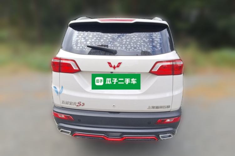 Used Wuling Hongguang S3 2019 1.5L Manual Luxury Model China VI Standard Rear