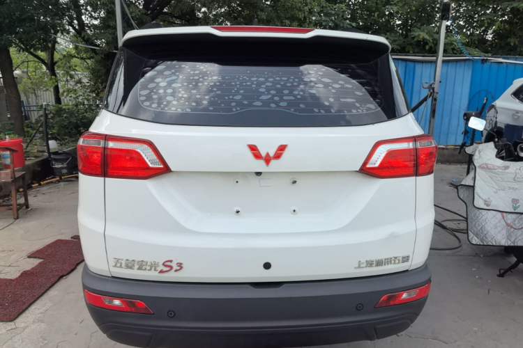 Used Wuling Hongguang S3 2019 1.5L Manual Comfort Model China VI Standard Rear
