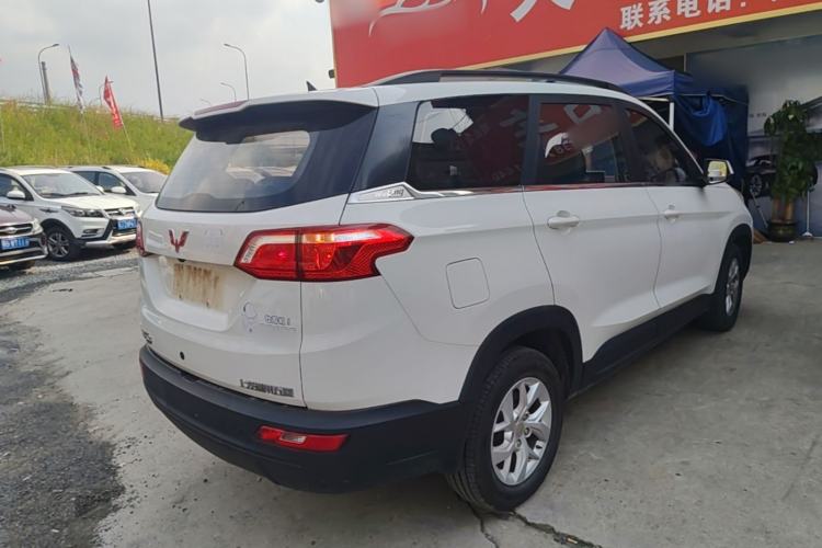 Used Wuling Hongguang S3 2019 Automatic Clutch Version 1.5L Manual Comfort Model China V Standard Rear Right 45 Deg