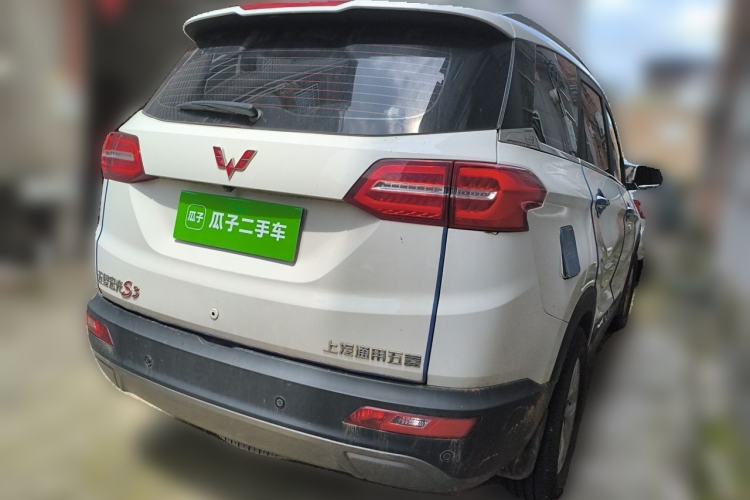 Used Wuling Hongguang S3 2019 Automatic Clutch Version 1.5L Manual Luxury Model China V Standard Rear Right 45 Deg