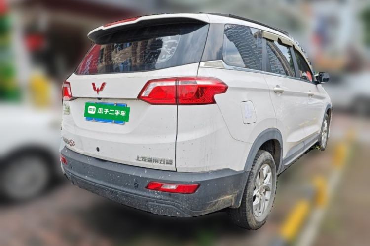 Used Wuling Hongguang S3 2019 1.5L Manual Comfort Model China VI Standard Rear Right 45 Deg