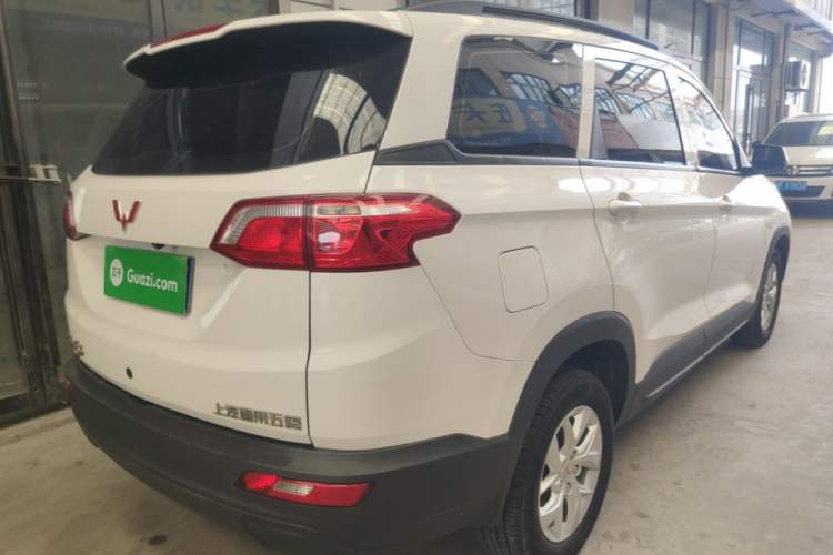 Used Wuling Hongguang S3 2019 1.5L Manual Standard Version China VI Standard Rear Right 45 Deg
