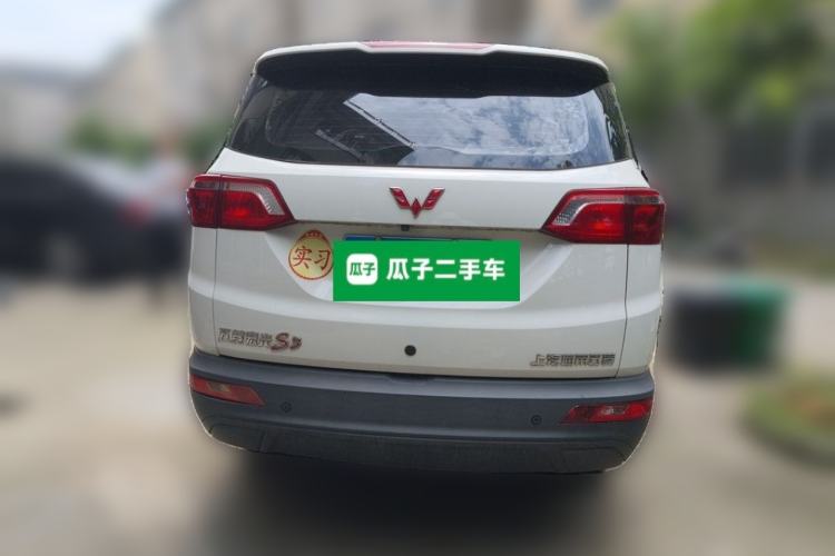 Used Wuling Hongguang S3 2019 1.5L Manual Comfort Model China VI Standard Rear