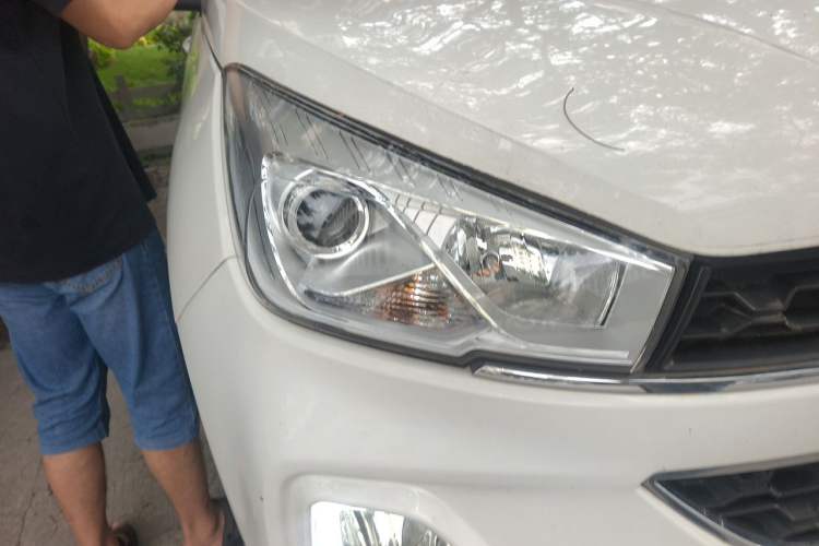 Used Wuling Hongguang S3 2019 1.5L Manual Luxury Model China VI Standard Right Front Headlight