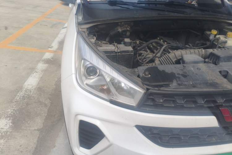 Used Wuling Hongguang S3 2019 1.5L Manual Standard Version China VI Standard Right Front Headlight