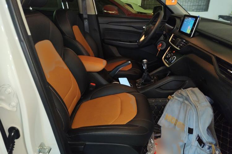 Used Wuling Hongguang S3 2019 1.5L Manual Comfort Model China VI Standard Right Front Seat