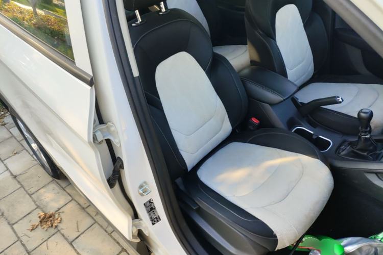 Used Wuling Hongguang S3 2019 1.5L Manual Standard Version China VI Standard Right Front Seat