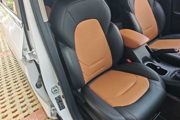 Used Wuling Hongguang S3 2019 1.5L Manual Comfort Model China VI Standard Right Front Seat