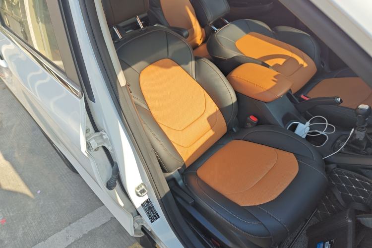 Used Wuling Hongguang S3 2019 1.5L Manual Comfort Model China VI Standard Right Front Seat