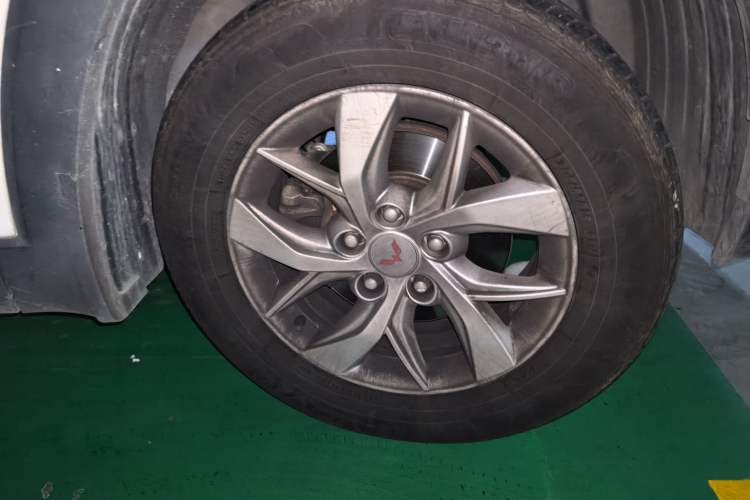 Used Wuling Hongguang S3 2019 1.5L Manual Comfort Model China VI Standard Right Front Wheel Hub