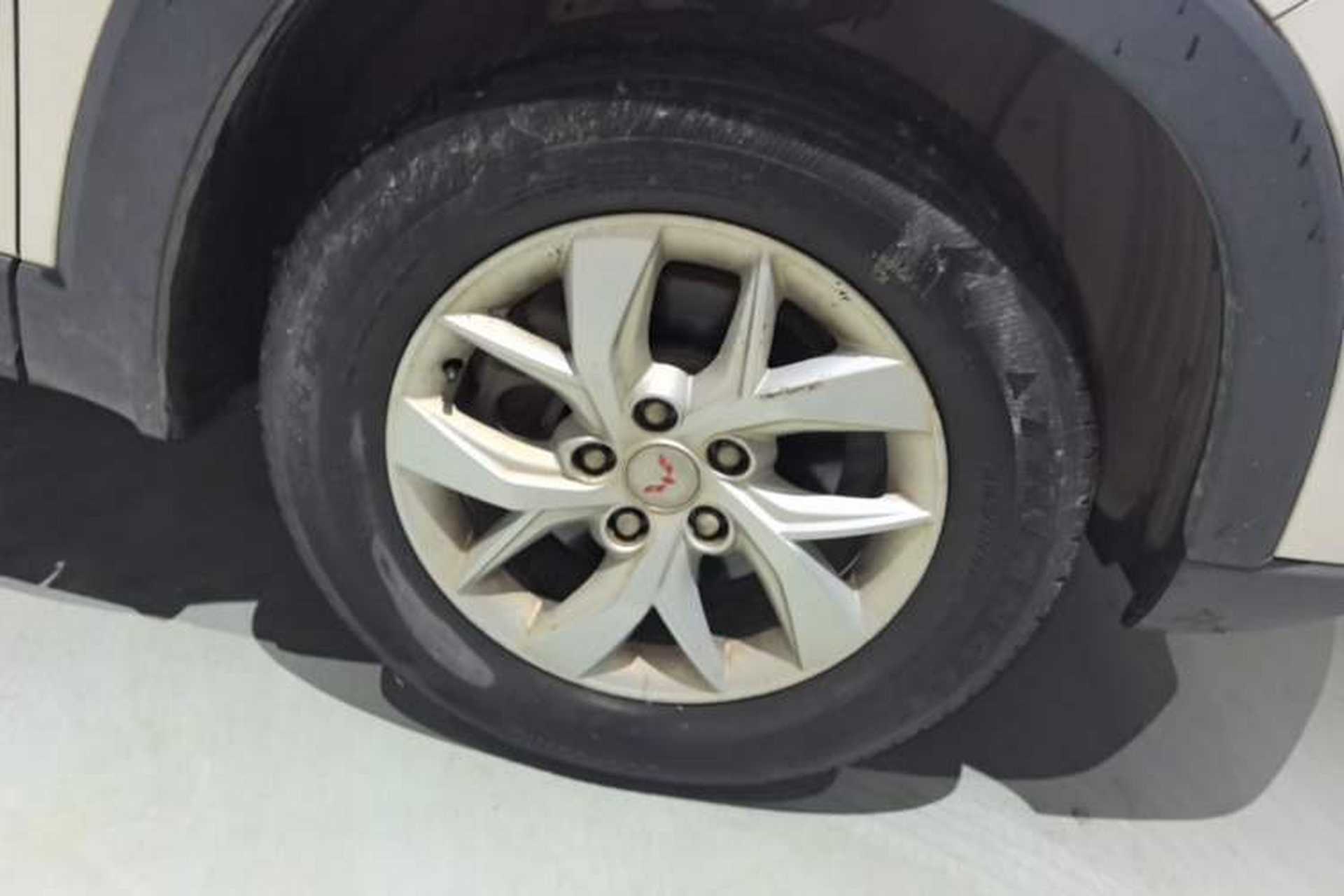 Used Wuling Hongguang S3 2019 1.5L Manual Standard Version China VI Standard Right Front Wheel Hub