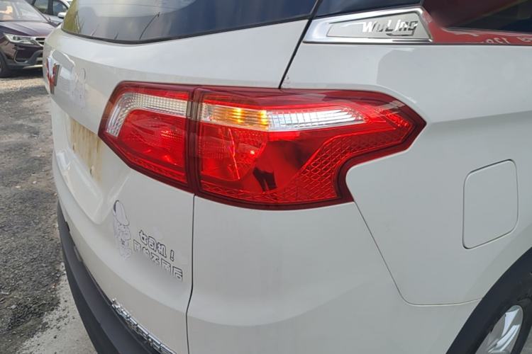 Used Wuling Hongguang S3 2019 Automatic Clutch Version 1.5L Manual Comfort Model China V Standard Right Rear Taillight
