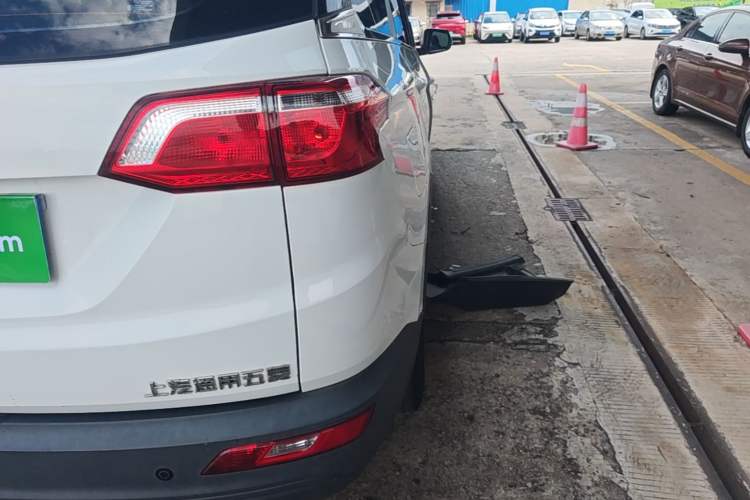 Used Wuling Hongguang S3 2019 1.5L Manual Comfort Model China VI Standard Right Rear Taillight
