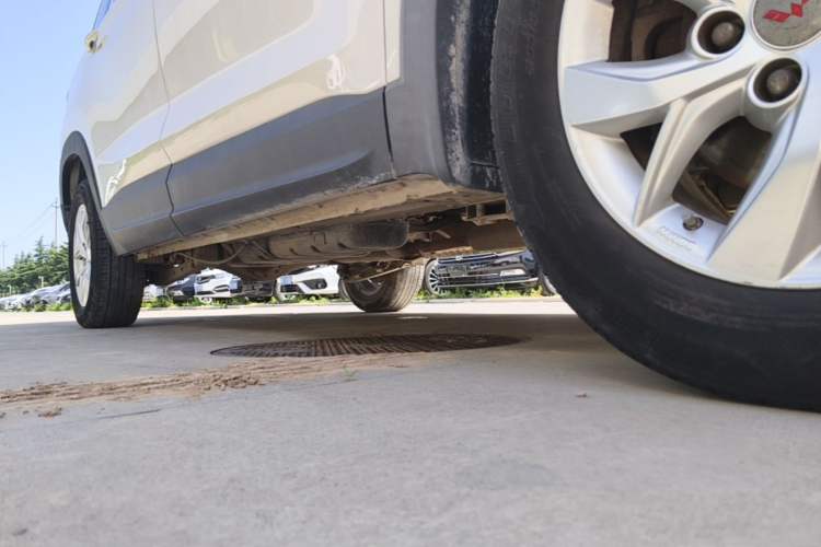 Used Wuling Hongguang S3 2019 1.5L Manual Standard Version China VI Standard Right Side Sill