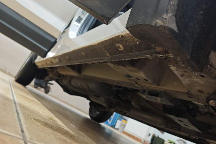 Used Wuling Hongguang S3 2019 1.5L Manual Comfort Model China VI Standard Right Side Sill