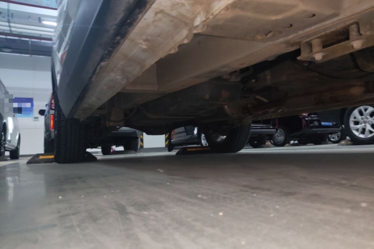 Used Wuling Hongguang S3 2019 1.5L Manual Comfort Model China VI Standard Right Side Sill