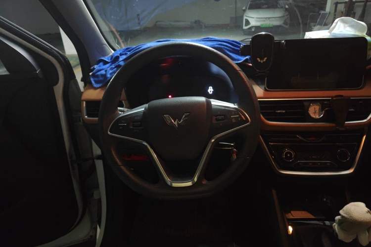 Used Wuling Hongguang S3 2019 1.5L Manual Luxury Model China VI Standard Steering Wheel