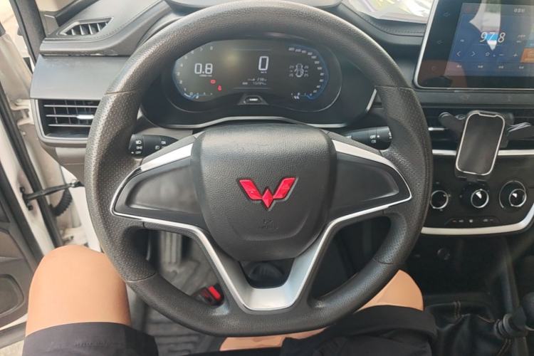 Used Wuling Hongguang S3 2019 1.5L Manual Comfort Model China VI Standard Steering Wheel