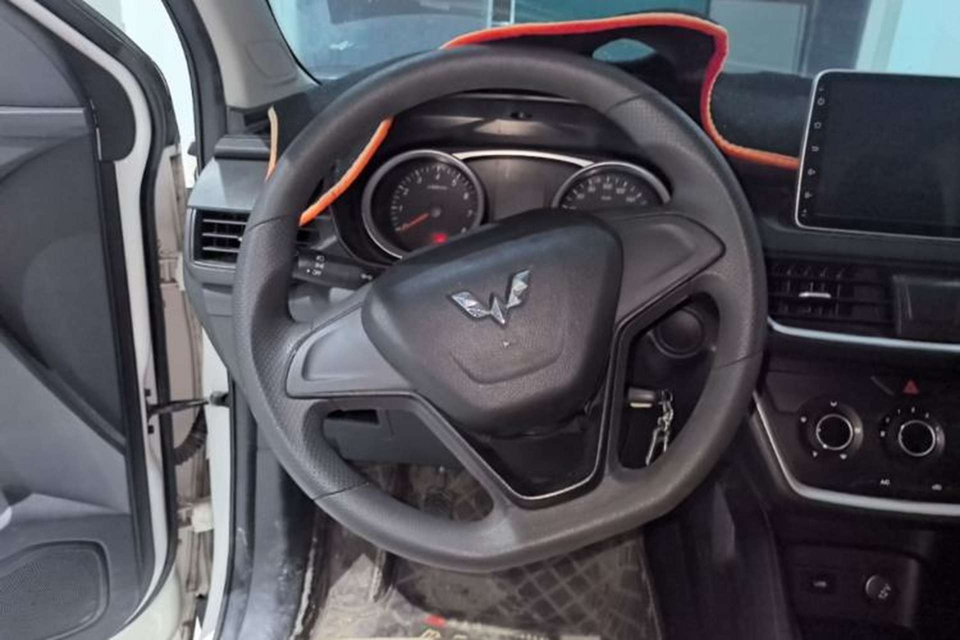 Used Wuling Hongguang S3 2019 1.5L Manual Standard Version China VI Standard Steering Wheel