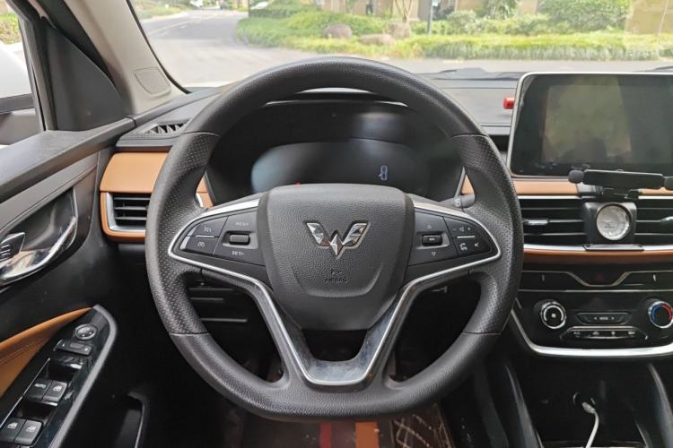 Used Wuling Hongguang S3 2019 1.5L Manual Luxury Model China VI Standard Steering Wheel