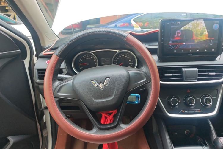 Used Wuling Hongguang S3 2019 1.5L Manual Standard Version China VI Standard Steering Wheel