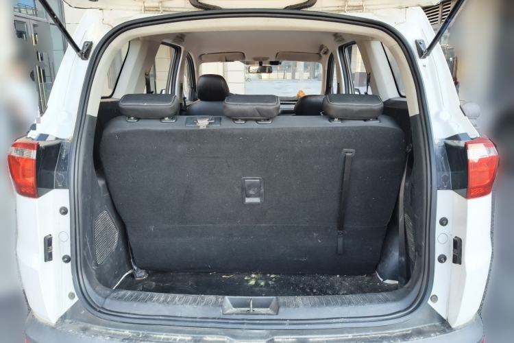 Used Wuling Hongguang S3 2019 1.5L Manual Standard Version China VI Standard Trunk
