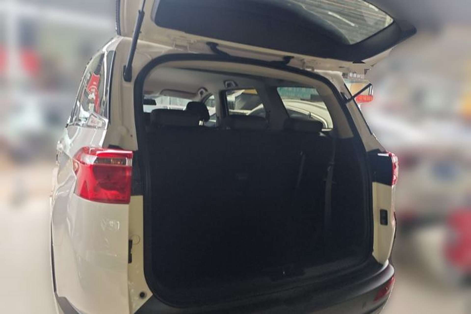 Used Wuling Hongguang S3 2019 1.5L Manual Comfort Model China VI Standard Trunk