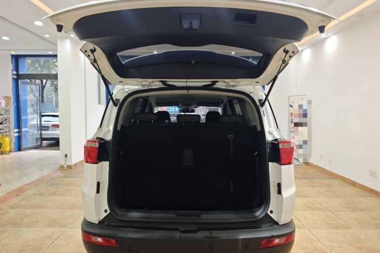 Used Wuling Hongguang S3 2019 1.5L Manual Comfort Model China VI Standard Trunk