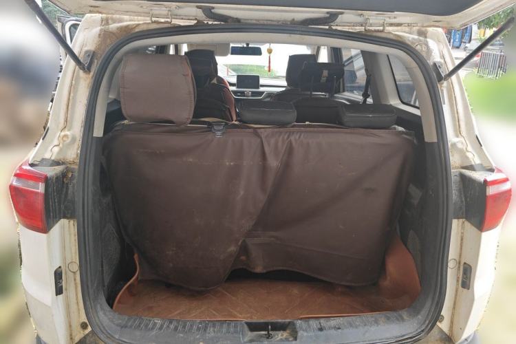 Used Wuling Hongguang S3 2019 1.5L Manual Standard Version China VI Standard Trunk