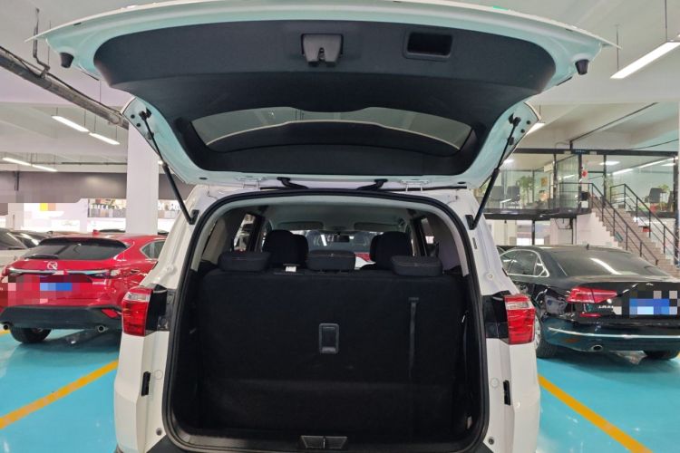 Used Wuling Hongguang S3 2019 1.5L Manual Standard Version China VI Standard Trunk