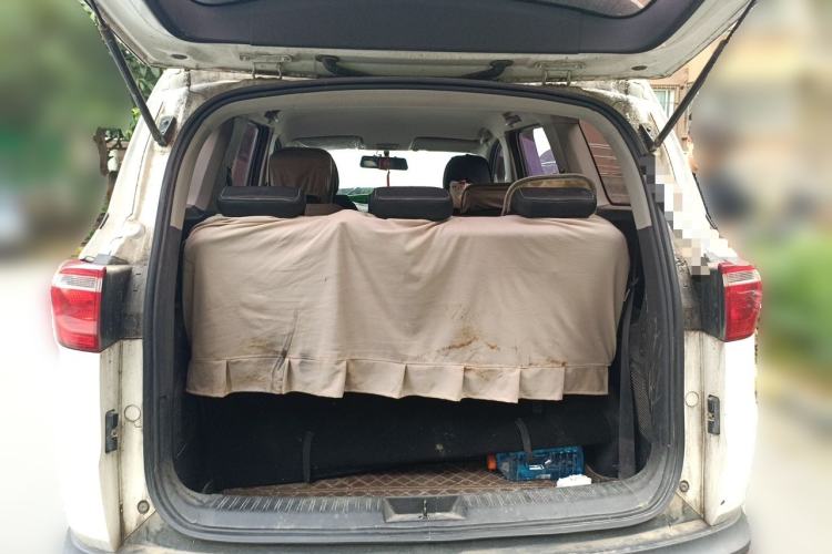Used Wuling Hongguang S3 2019 1.5L Manual Standard Version China VI Standard Trunk