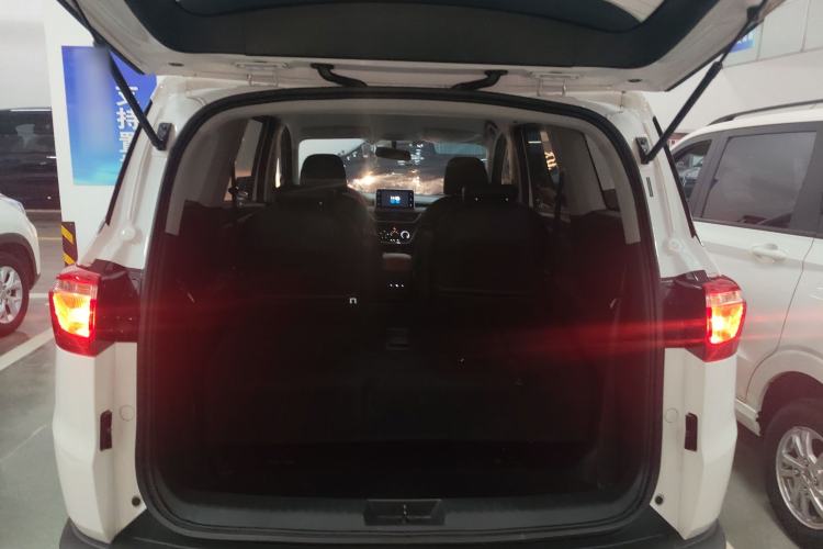 Used Wuling Hongguang S3 2019 1.5L Manual Comfort Model China VI Standard Trunk