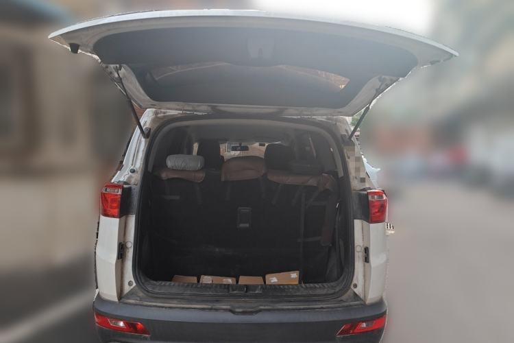 Used Wuling Hongguang S3 2019 1.5L Manual Standard Version China VI Standard Trunk