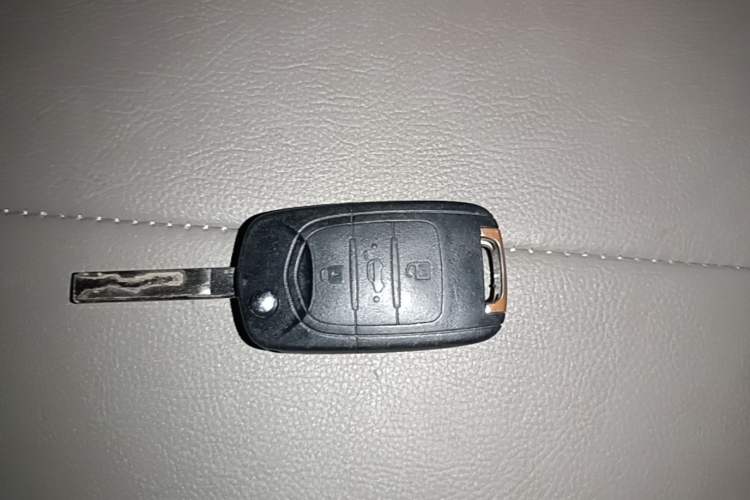 Used Wuling Hongguang S3 2019 1.5L Manual Standard Version China VI Standard Vehicle Key