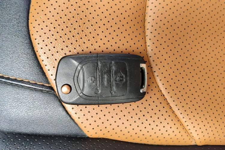 Used Wuling Hongguang S3 2019 1.5L Manual Comfort Model China VI Standard Vehicle Key