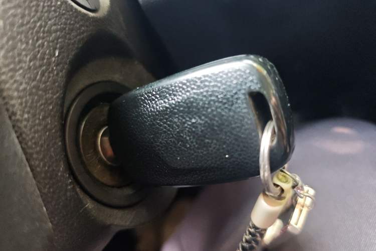 Used Wuling Hongguang S3 2019 1.5L Manual Luxury Model China VI Standard Vehicle Key