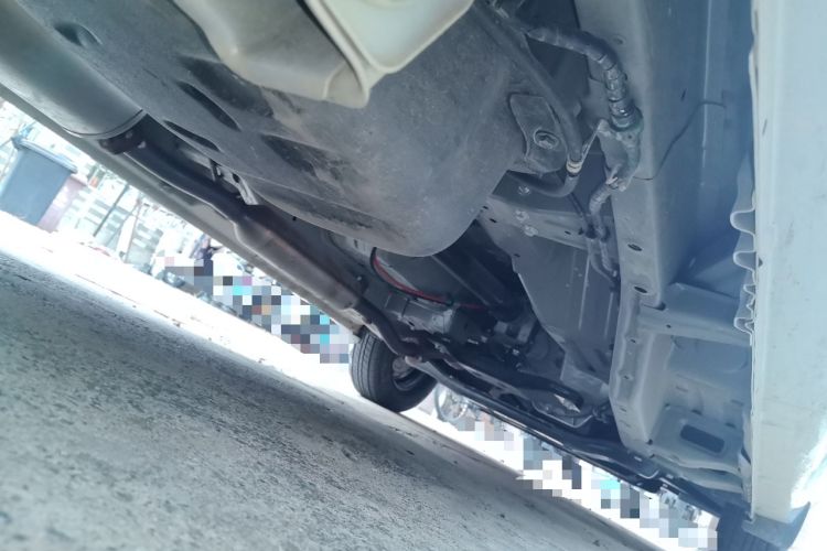 Used Wuling Hongguang V 2022 1.5L Jingqu Edition Electric-Assist LAR Chassis Rear Right