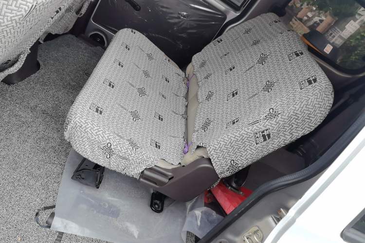 Used Wuling Hongguang V 2022 1.5L Jingqu Edition Electric-Assist LAR Left Rear Seat
