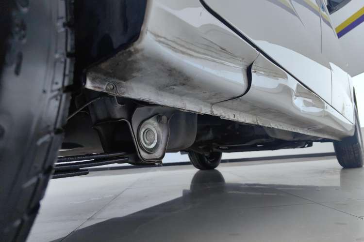 Used Wuling Hongguang V 2022 1.5L Jingqu Edition Electric-Assist LAR Right Side Sill