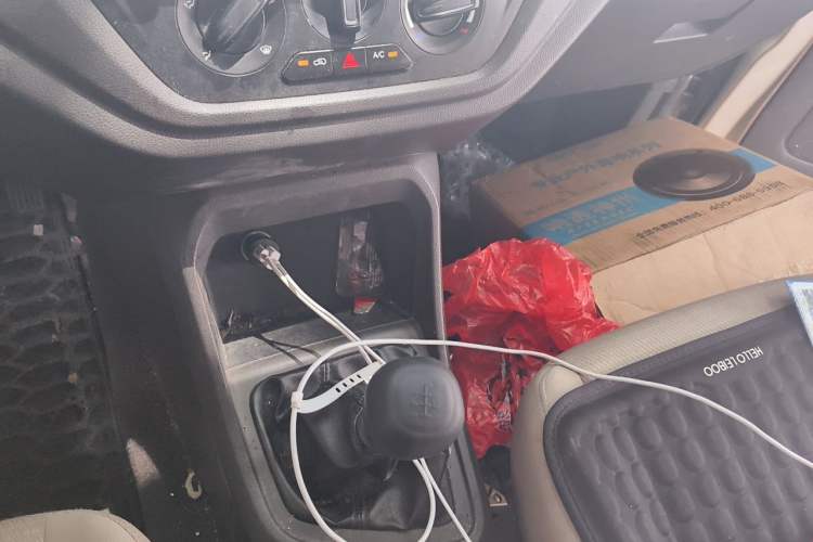 Used Wuling Hongguang V 2019 1.5L Standard Version China VI LAR Gear Lever