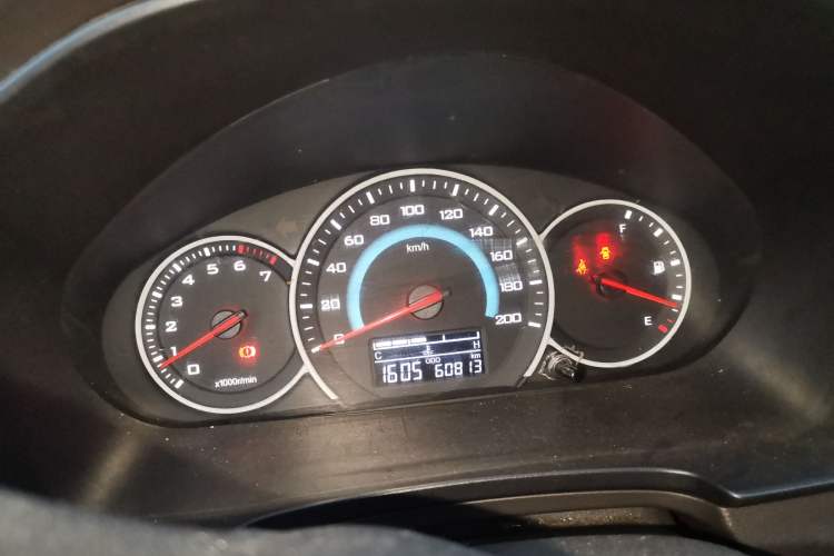 Used Wuling Hongguang V 2019 1.5L Enjoyment Version China VI LAR Instrument Cluster
