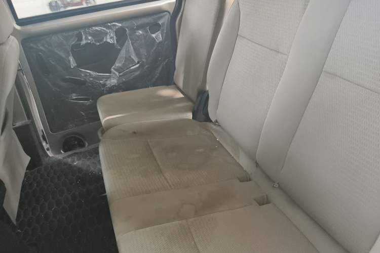 Used Wuling Hongguang V 2019 1.5L Standard Version China VI LAR Left Rear Seat