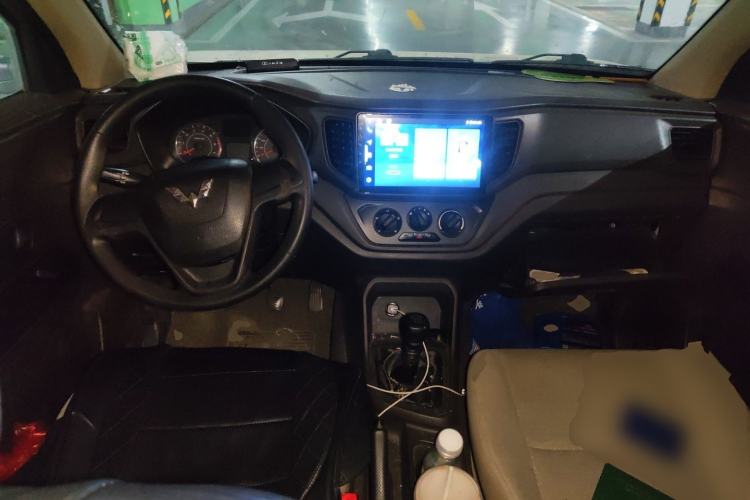 Used Wuling Hongguang V 2019 1.5L Jingqu Version China VI LAR Center Console