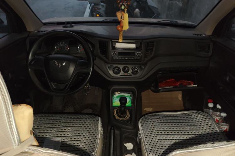 Used Wuling Hongguang V 2019 1.5L Jingqu Version China VI LAR Center Console