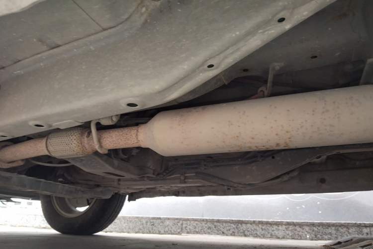 Used Wuling Hongguang V 2019 1.5L Standard Version China VI LAR Chassis Front Left