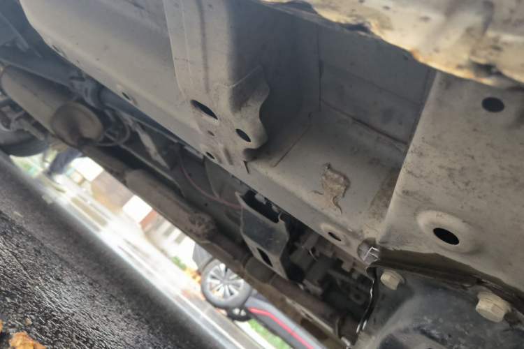 Used Wuling Hongguang V  Chassis Front Right